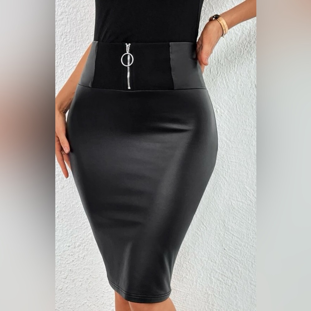 Woman’s Pencil Skirt